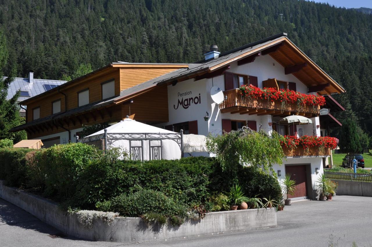 Hotel Maroi Wald am Arlberg Ngoại thất bức ảnh
